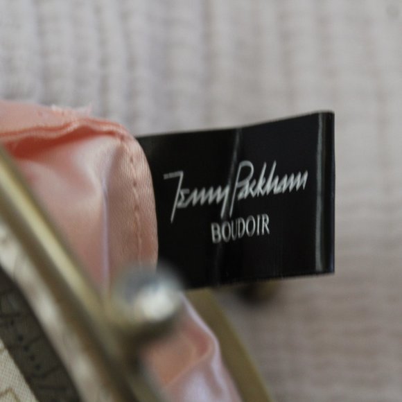 Jenny Packham Boudoir Kiss Lock Clasp Satin Coin Purse - Picture 6 of 7